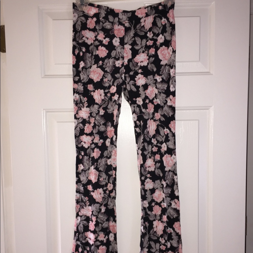 Fitted flare pants